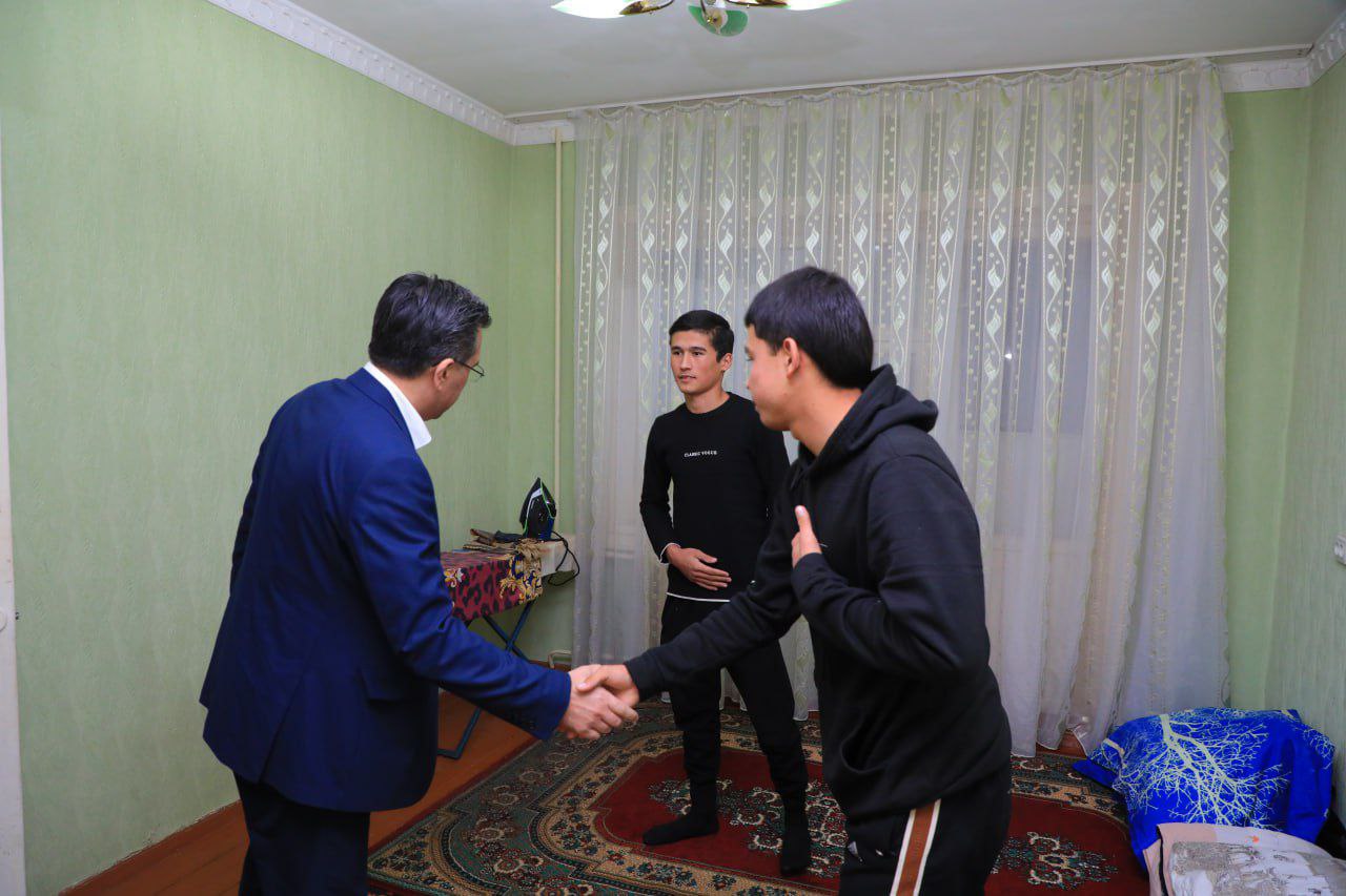 Toshkent arxitektura-qurilish universiteti rahbariyati  talabalarning yashash sharoitini o‘rgandi